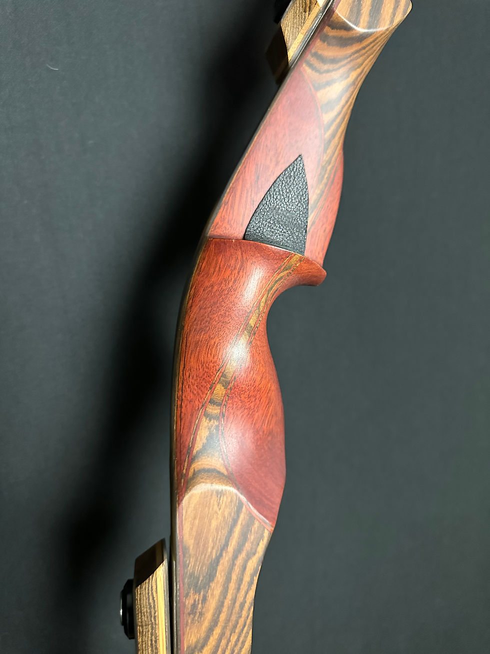 Thumbnail: RP28-16 Robertson Fatal Styk Recurve 62” #52@28