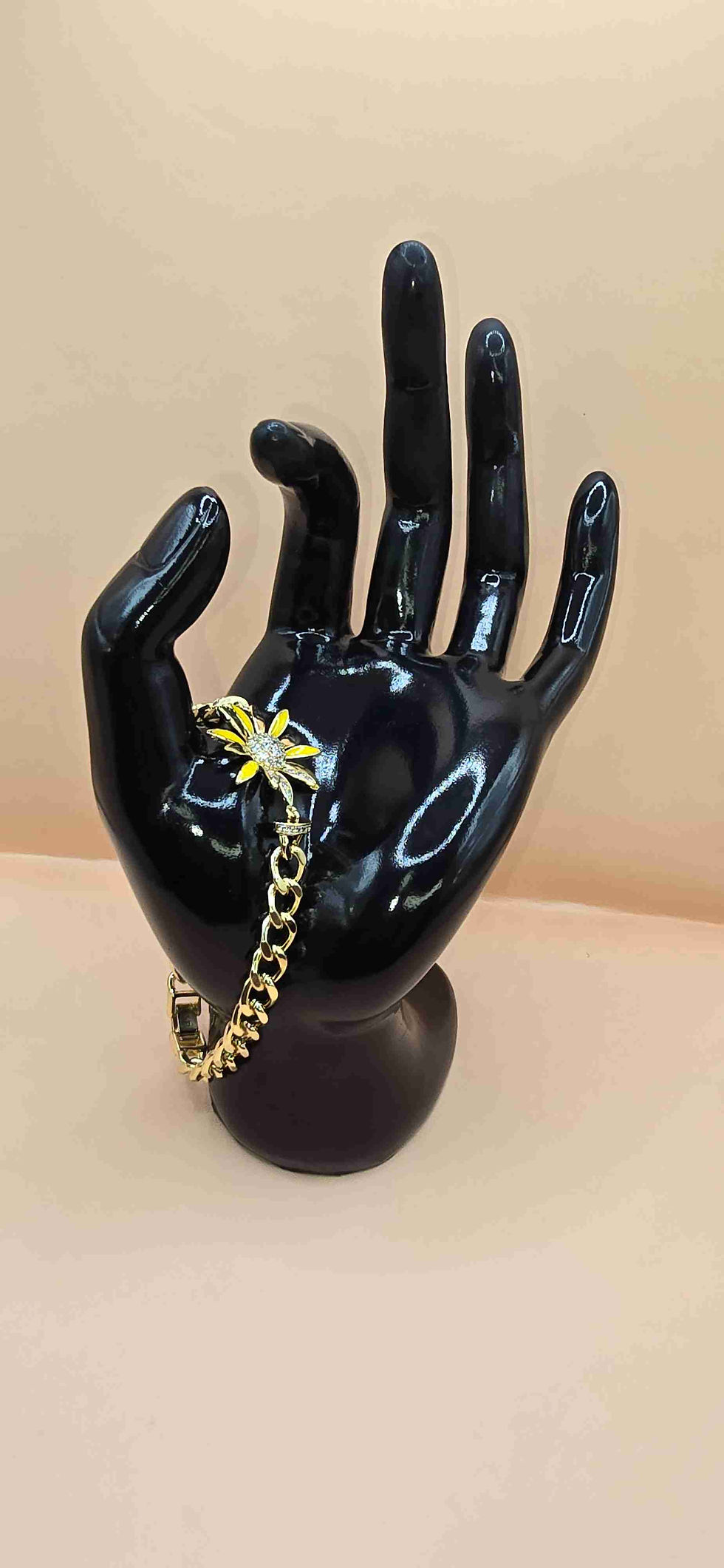 Thumbnail: Bracelet