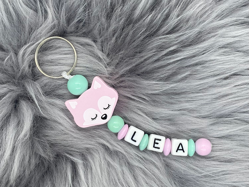 Schlüsselanhänger Lea "Fuchs sleepy" mit deinem Wunschnamen