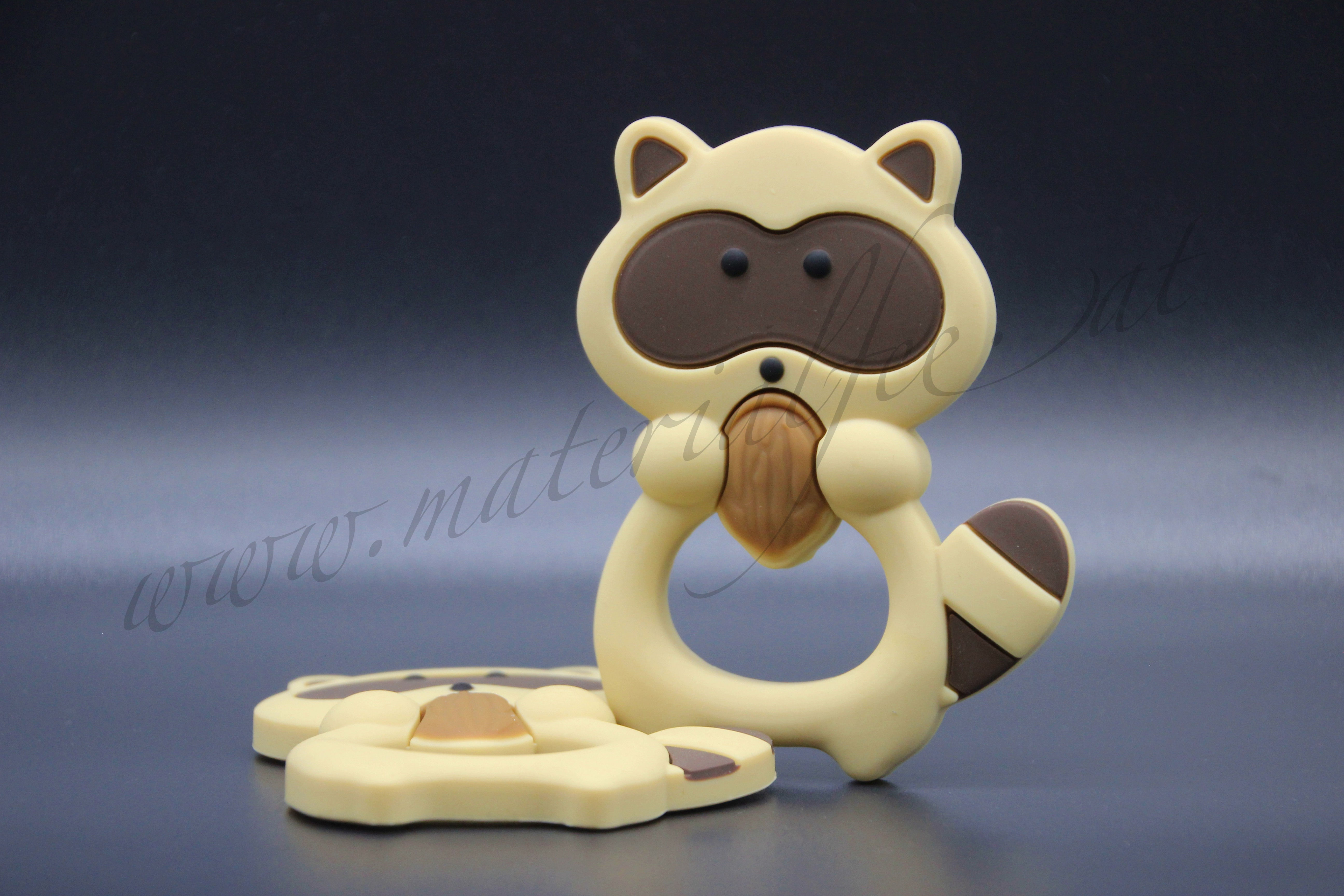 Silikon Beißanhänger Waschbär "braun"