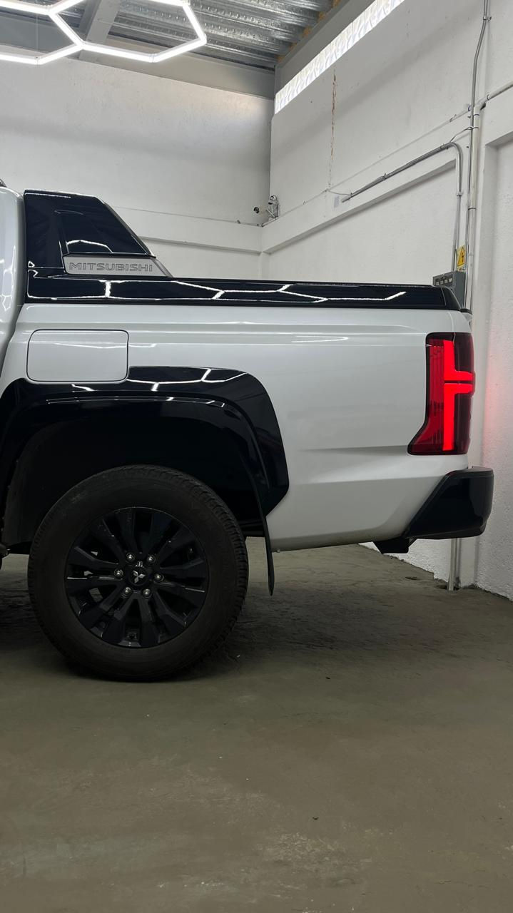 Miniatura: MITSUBISHI L200 2025