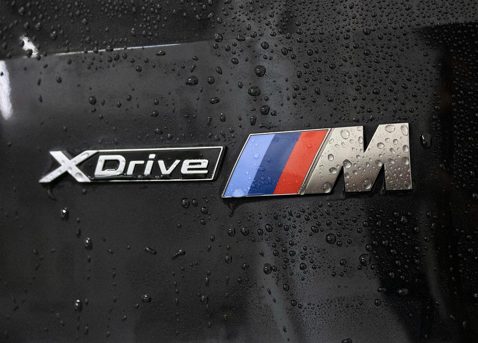 Miniatura: BMW IX 2023