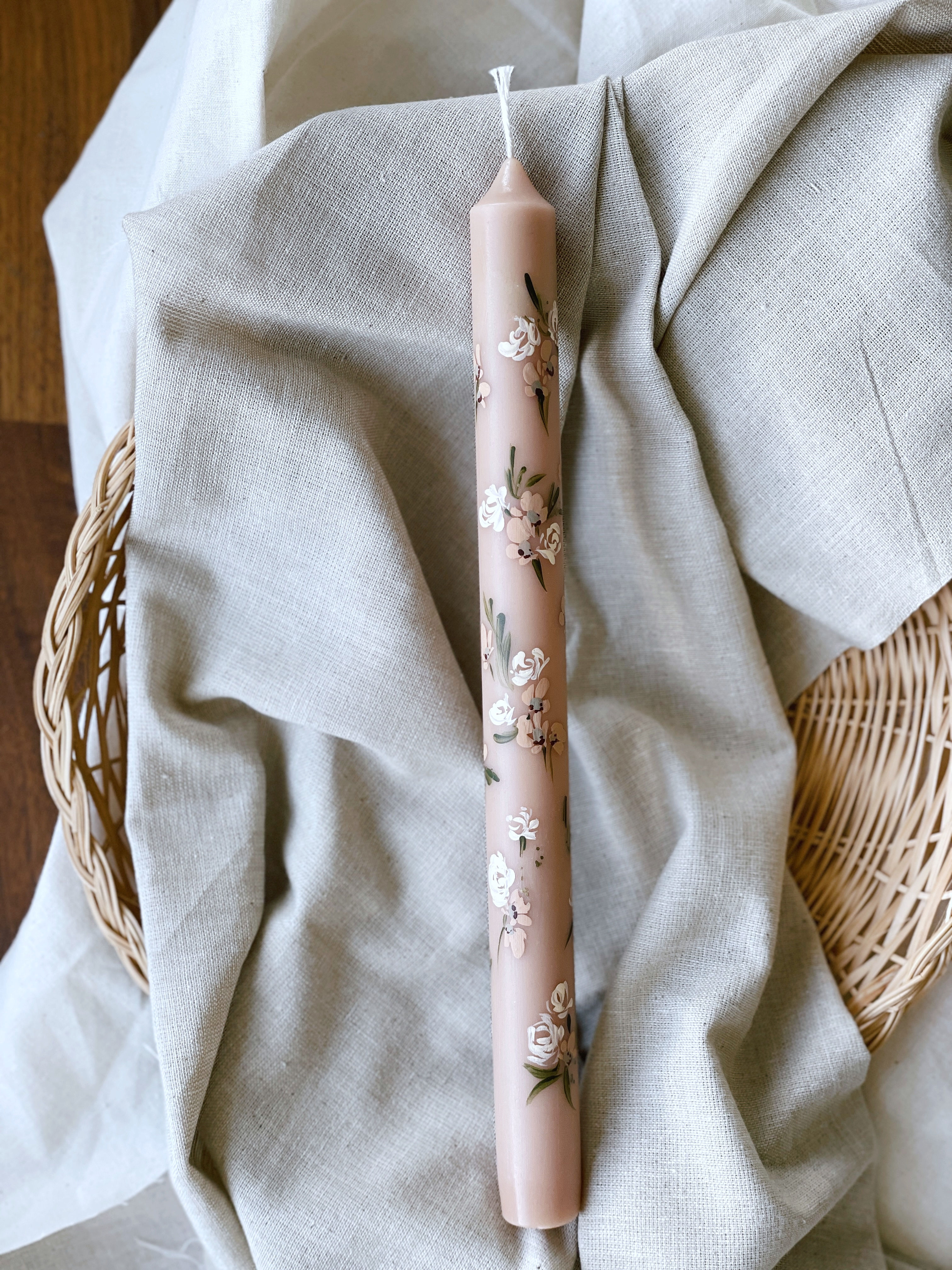 Heirloom Taper Candle 8"