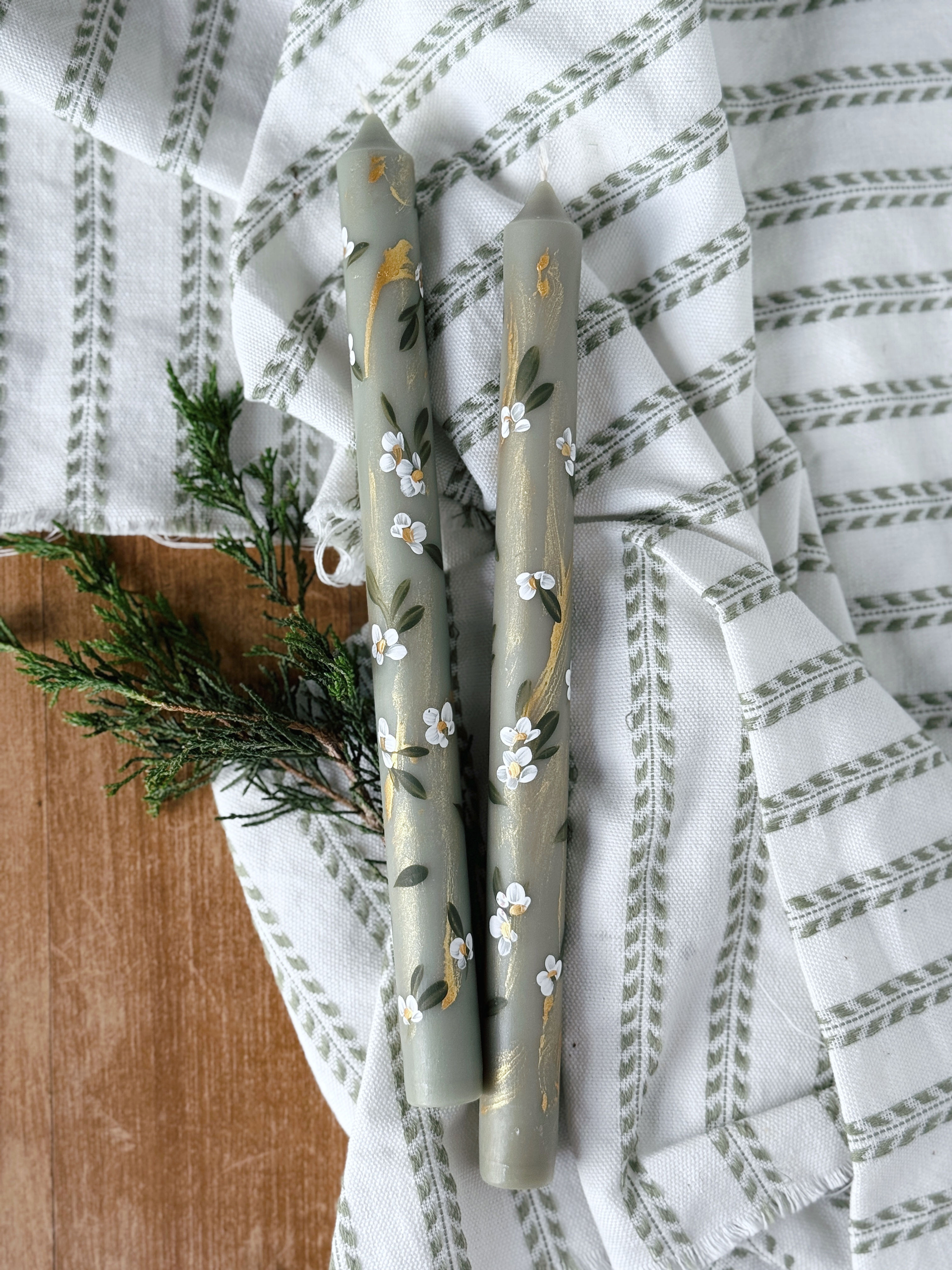 Heirloom Taper Candle 10" (Set of 2)