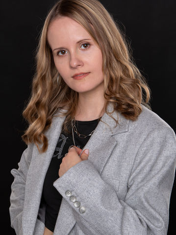 Kristina Drcha
Acting Studio Brussels
actingstudiobrussels.com