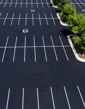 line-striping-contractor-near-you.jpg