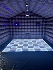 Großer Club mit LED Tanzboden