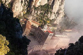 VISITE GUIDÉE PRIVÉE DE MONTSERRAT AVEC PRISE EN CHARGE ET RETOUR