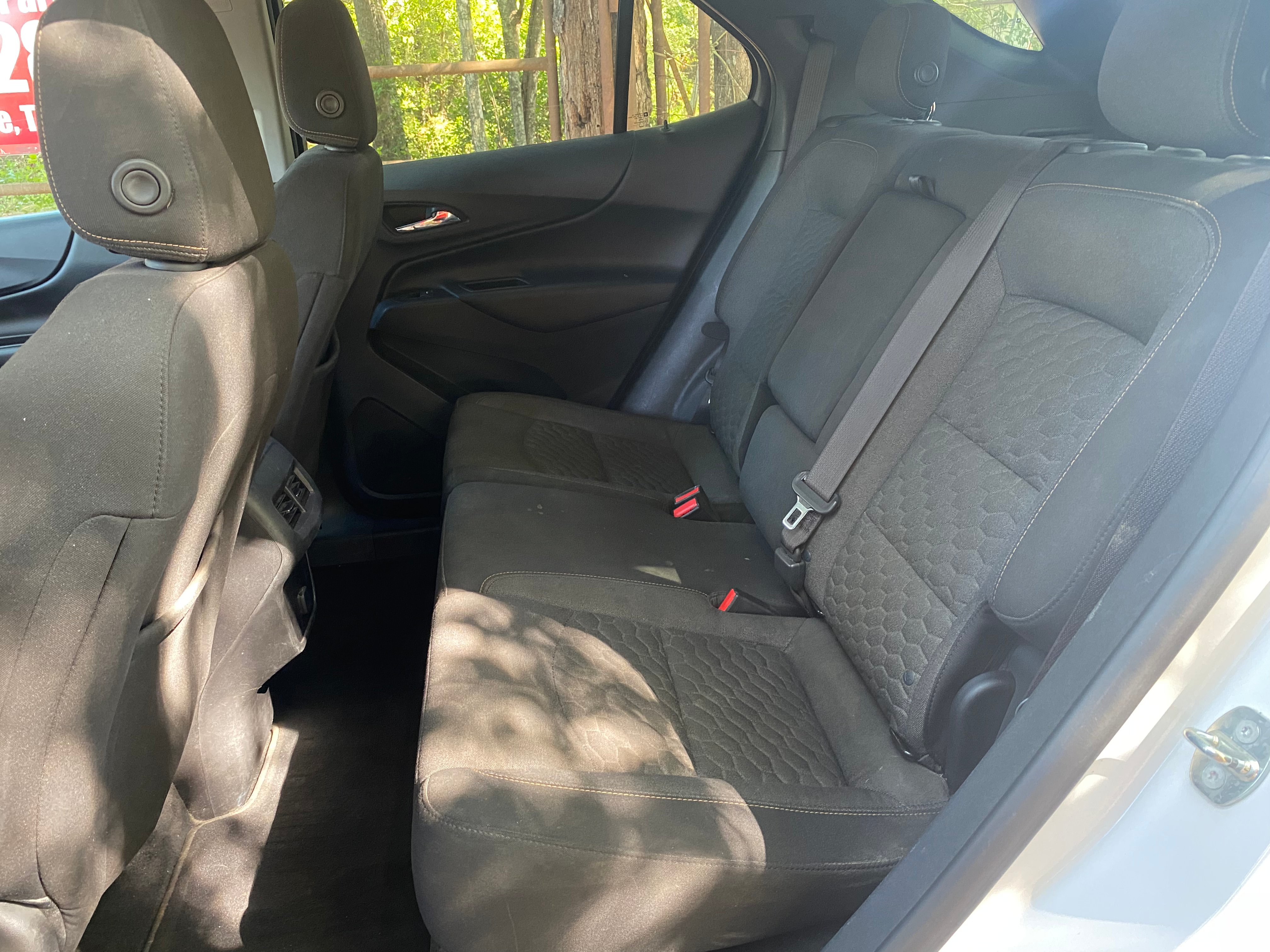 2018 Chevrolet Equinox LT - Photo 11