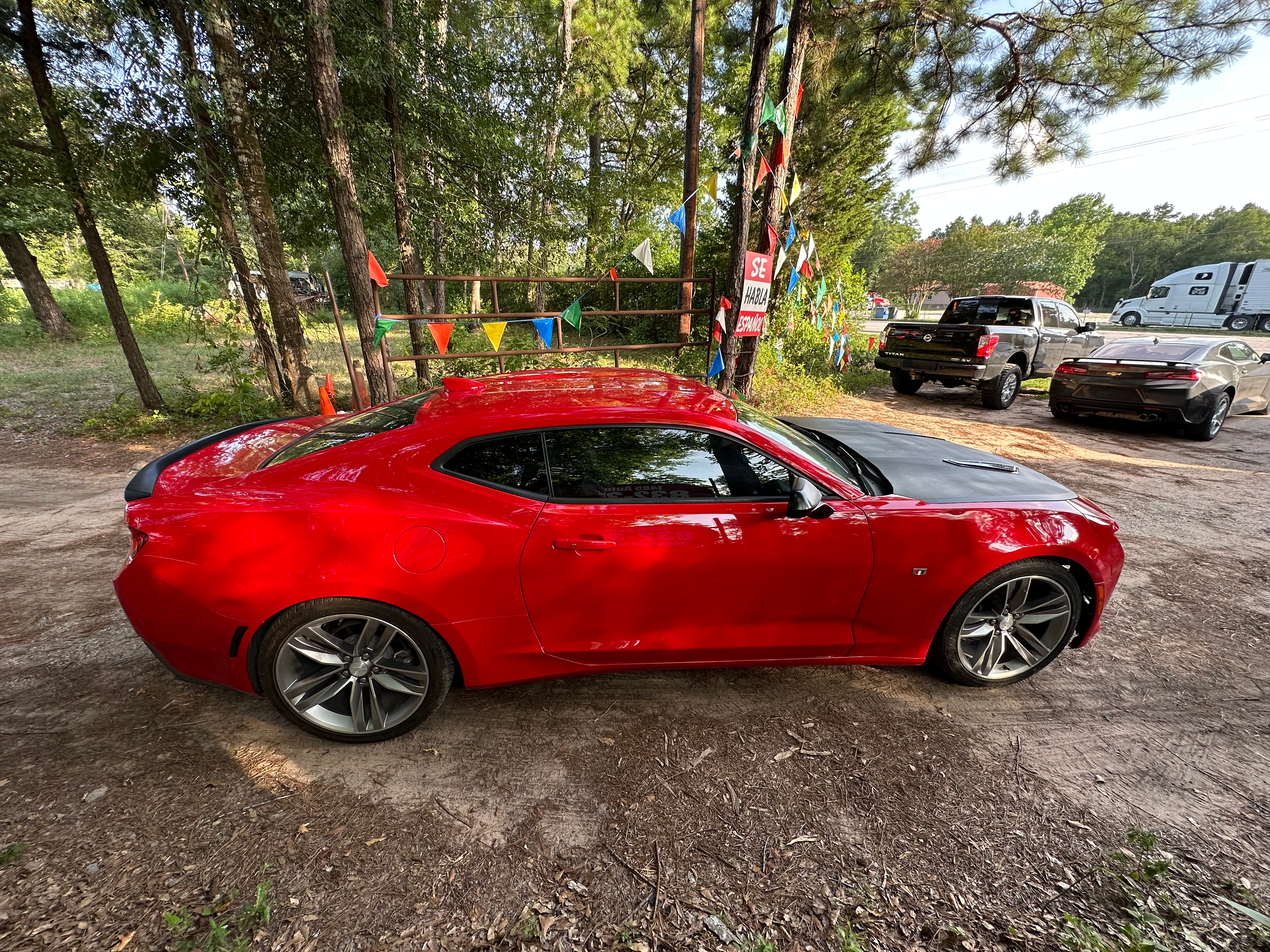 2017 Chevrolet Camaro 1LT - Photo 8