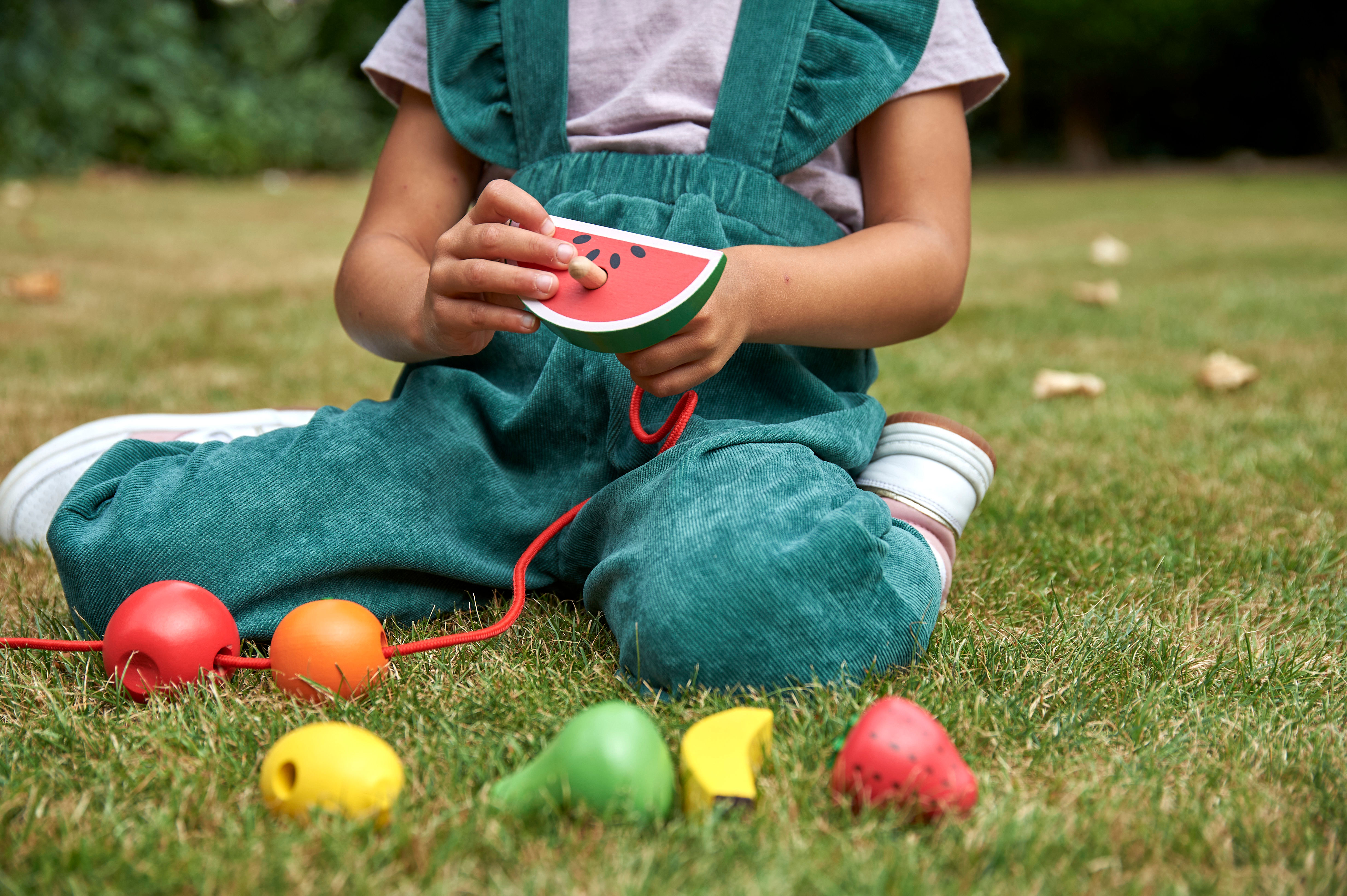 Fädelspiel Obstkorb 8 Teile