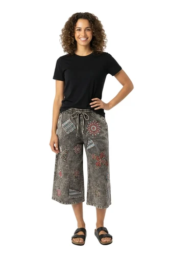 Mandala Wide Leg Cropped Pants | Quichua World Market