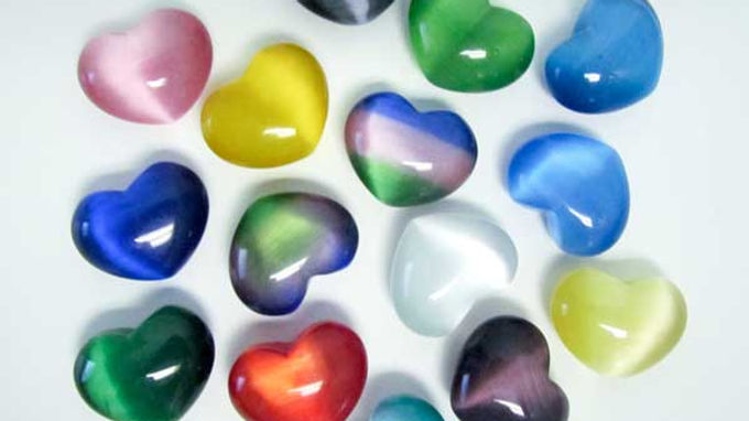 Cats Eye Heart Stones