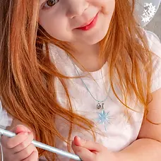 dress-up-jewelry-model.webp