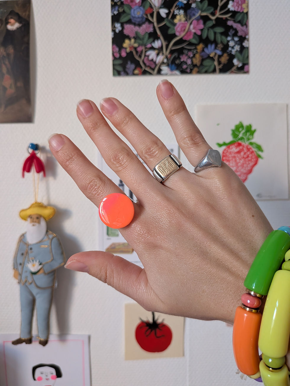Thumbnail: Daniel Ring