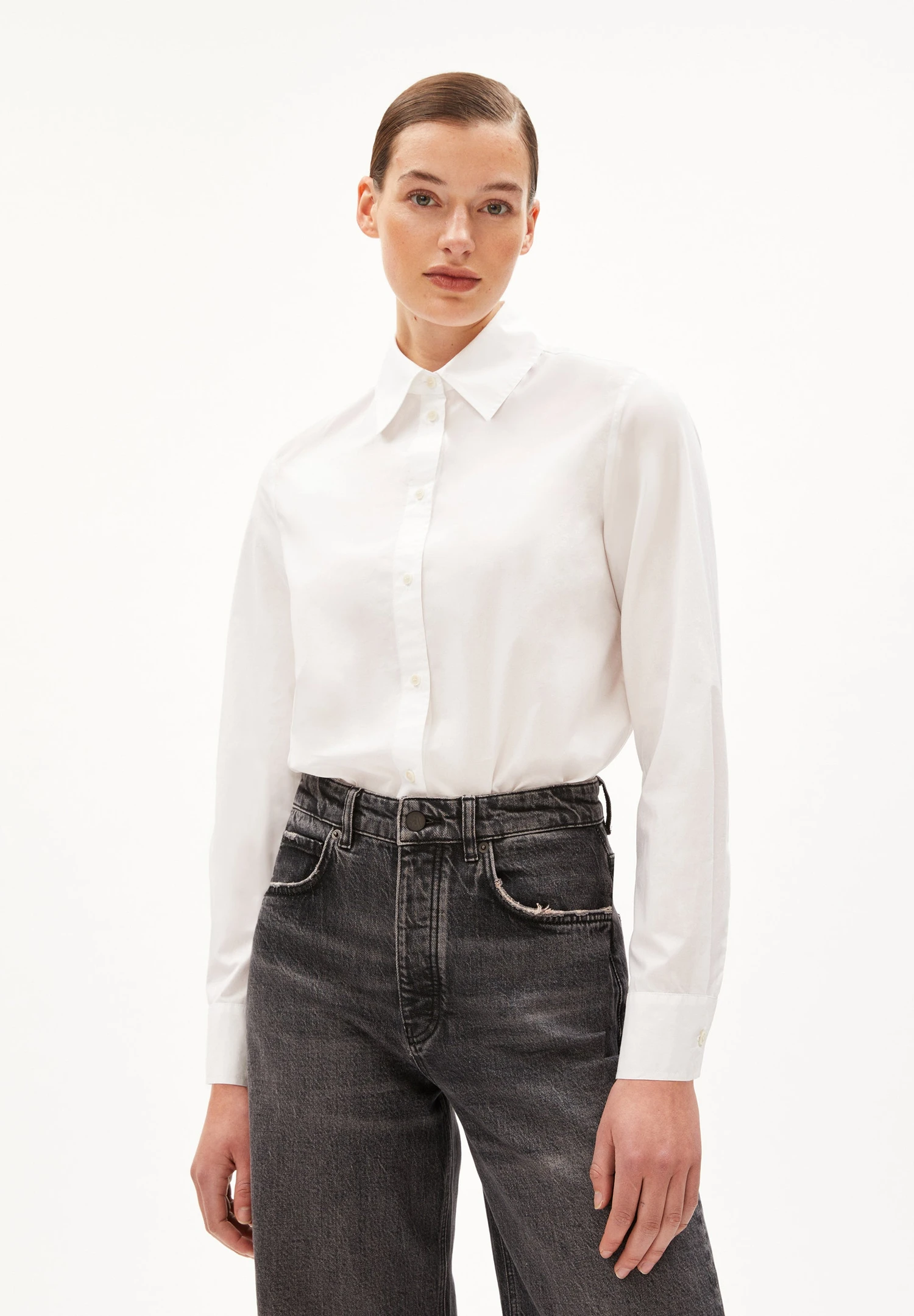 Chemise blanche garde-robe capsule hiver