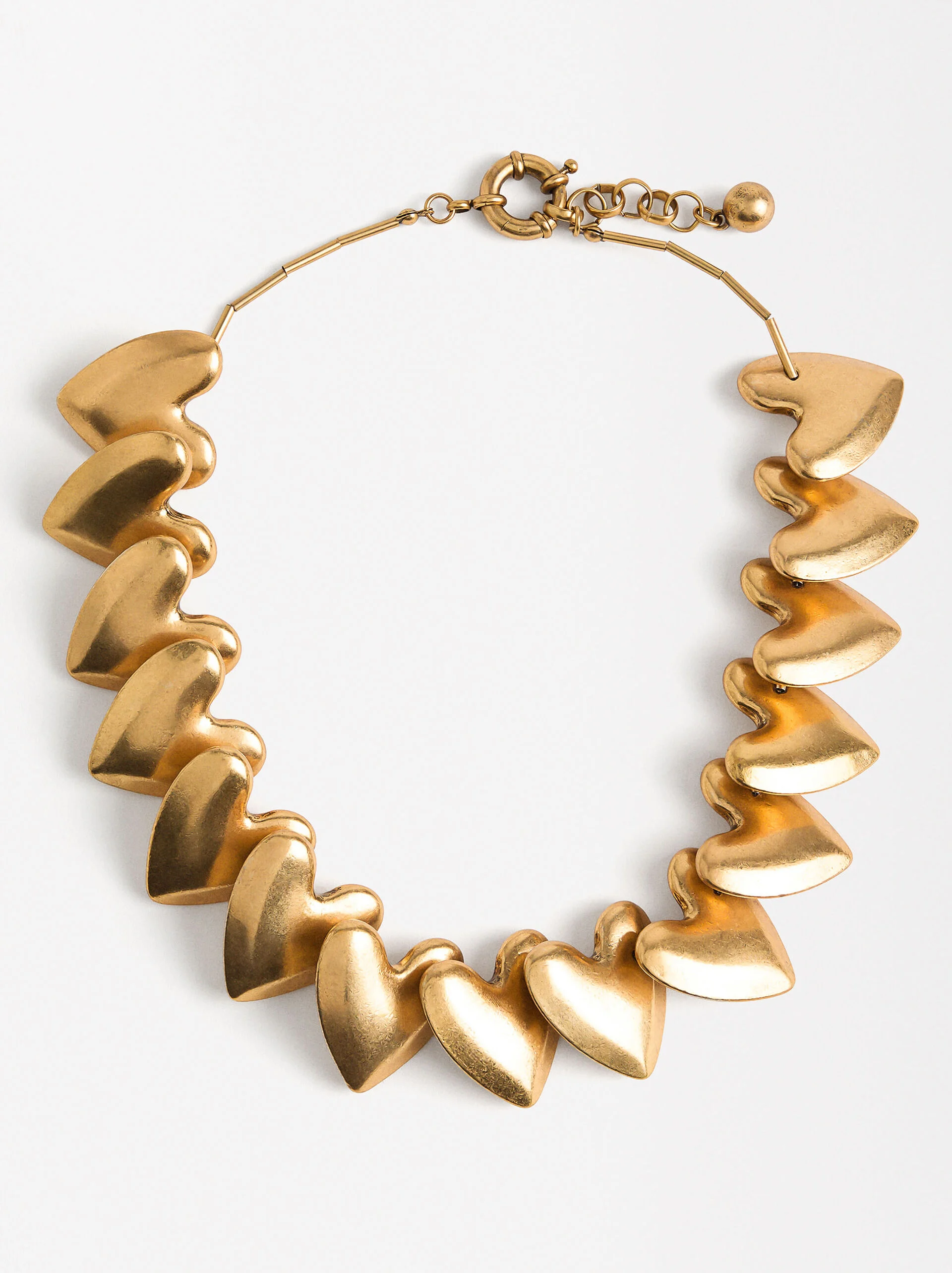 collier plastron tendance printemps 2025