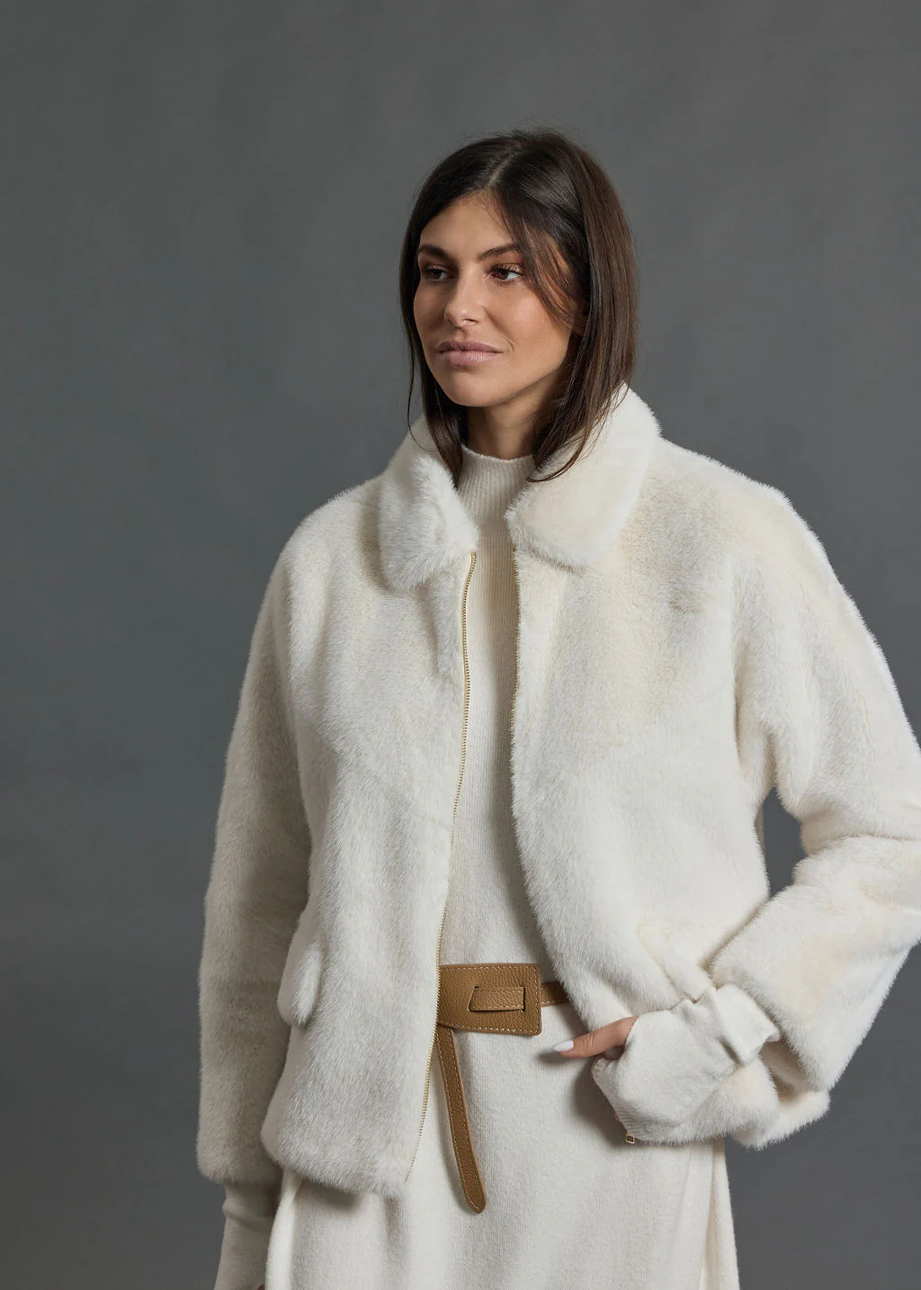 Manteau blanc Lauren Vidal tendance 2025 