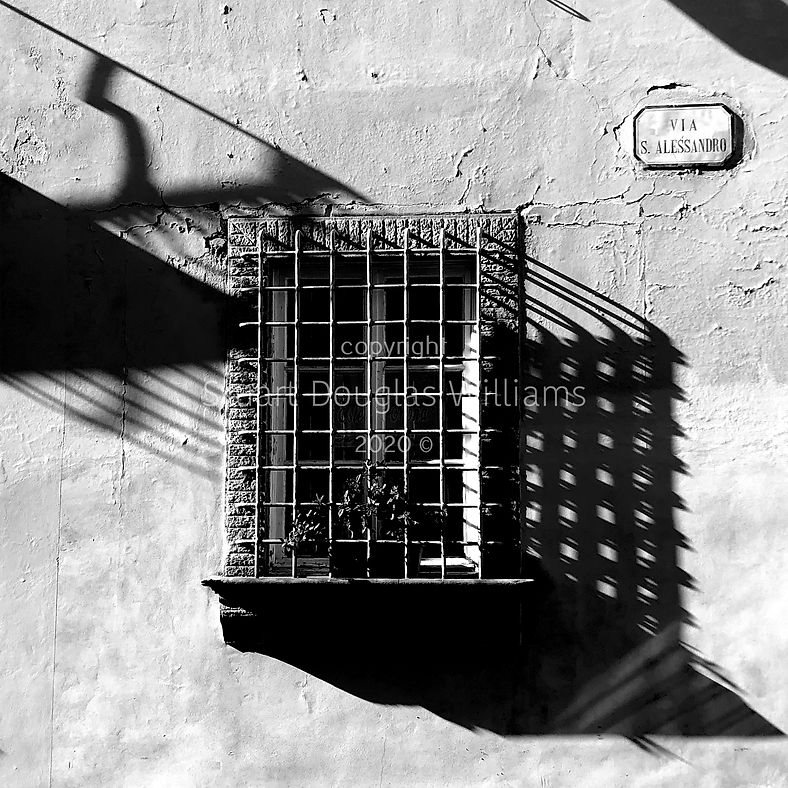 la finestra, 2019. Beautiful black and white photographs of Italy by Stuart Douglas Williams.