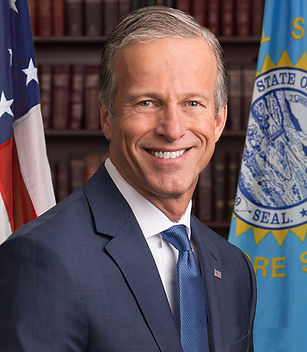 John_Thune_117th_Congress_portrait.jpg