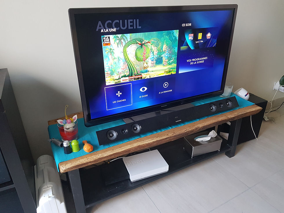 Miniature : Meuble tele ou table basse chêne massif bords bruts 