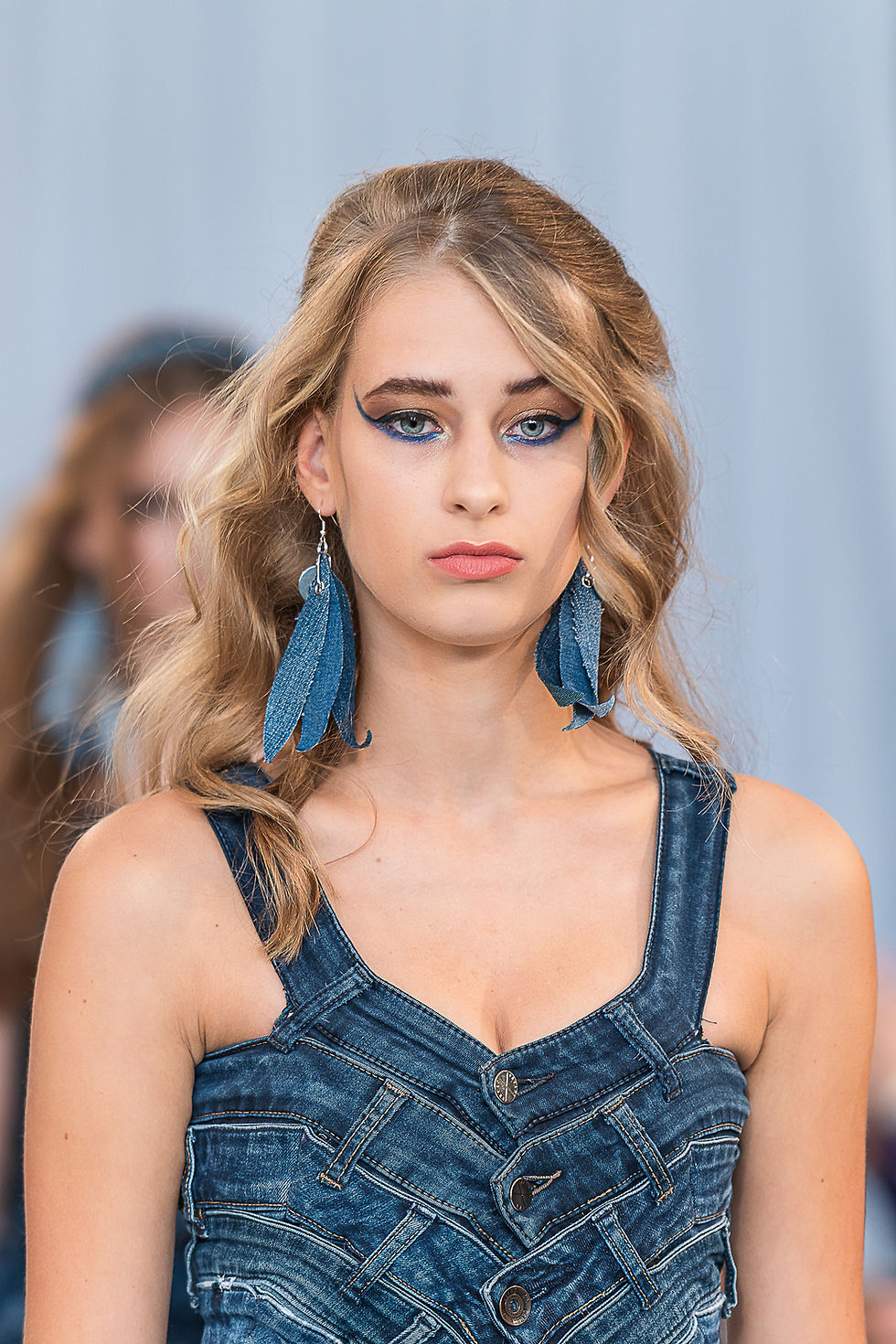 Thumbnail: DENIM COLLECTION dress feathers short