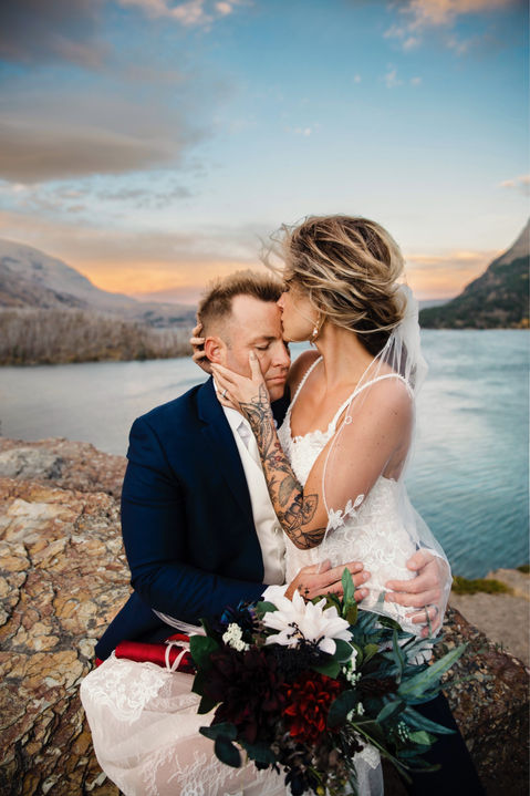 LovelightPhotography_Glacier_Park_Wedding_Photography_95053-Edit-Edit_edited.jpg