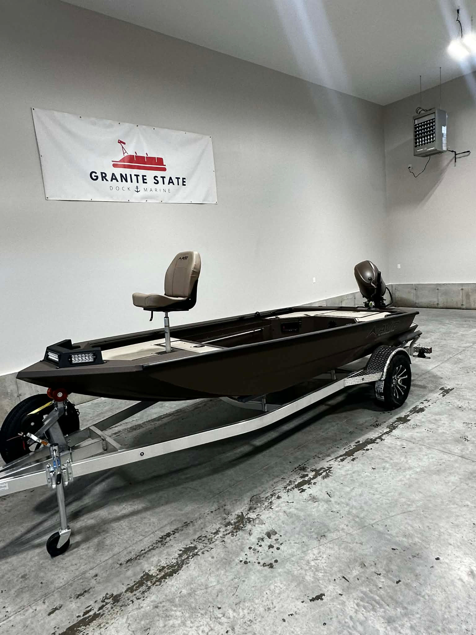 2026 Avid 16 Commander w/ Yamaha 60 & Trailer - $29,999.00