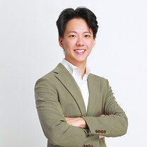 Joshua Full photo.jpg