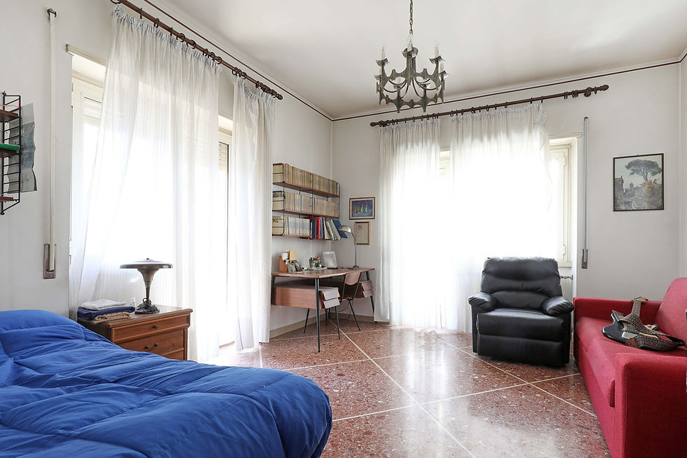 Miniatura: PORTUENSE APPARTAMENTO CON TERRAZZO