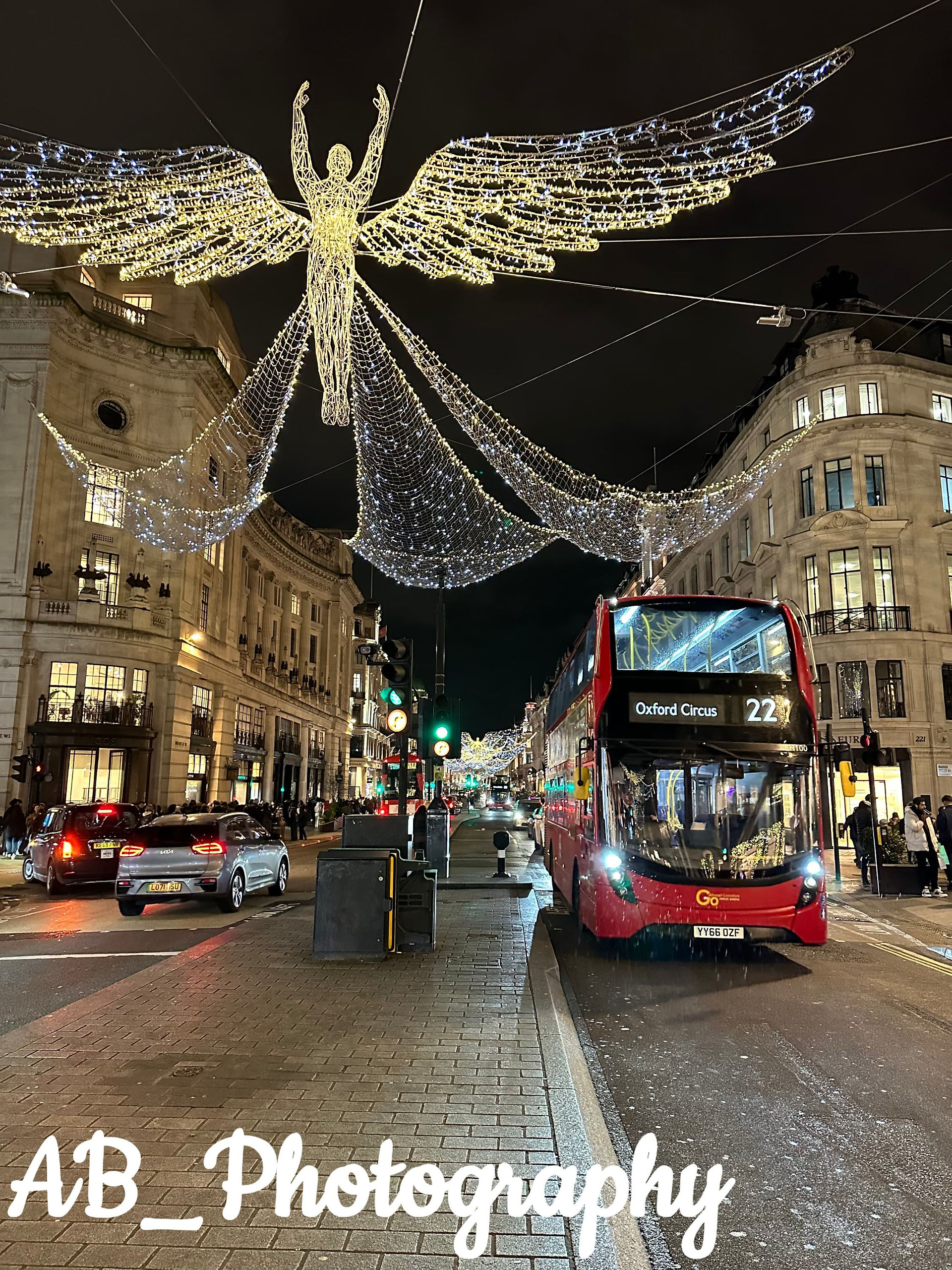 Things you shouldn't miss in London, England- Regent St.