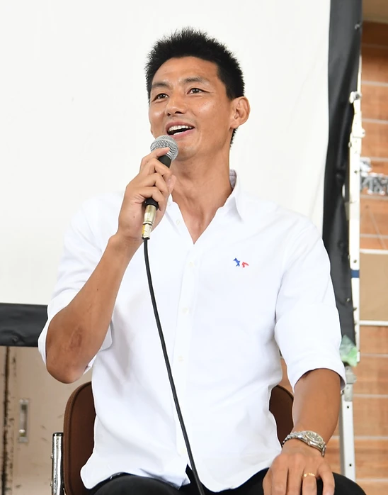 講師の御紹介 在日コリアン元jリーガー 安英学氏 による魂の講演会 Four Leaf Global Ltd 日本