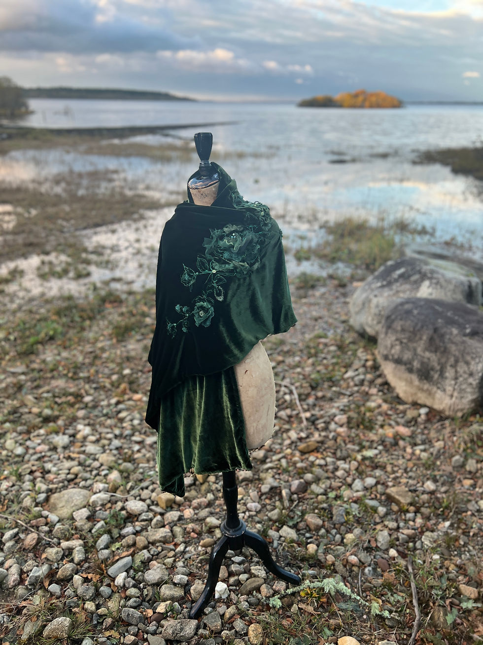 Thumbnail: ‘Róisín Glas - Connemara Green