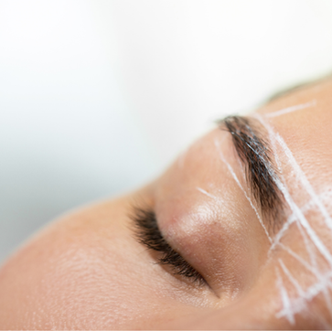 Client receiving ombr brow mapping