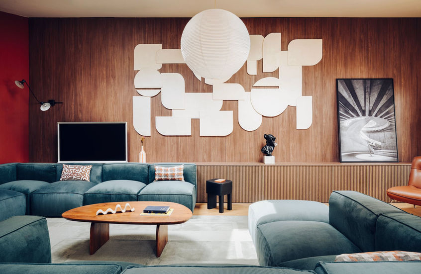 geometric bas-relief signé John Lookas - wall-art - en stucco fait main - sculpture murale - luxury home design