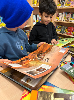 children reading