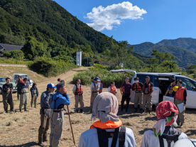 出石川でのアユの産卵場造成実験に参加しました