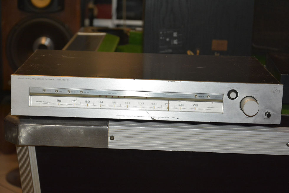 TUNER LUXMAN T-12 (état correct)