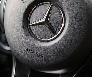 steering-wheel-2653506_960_720_edited.jpg