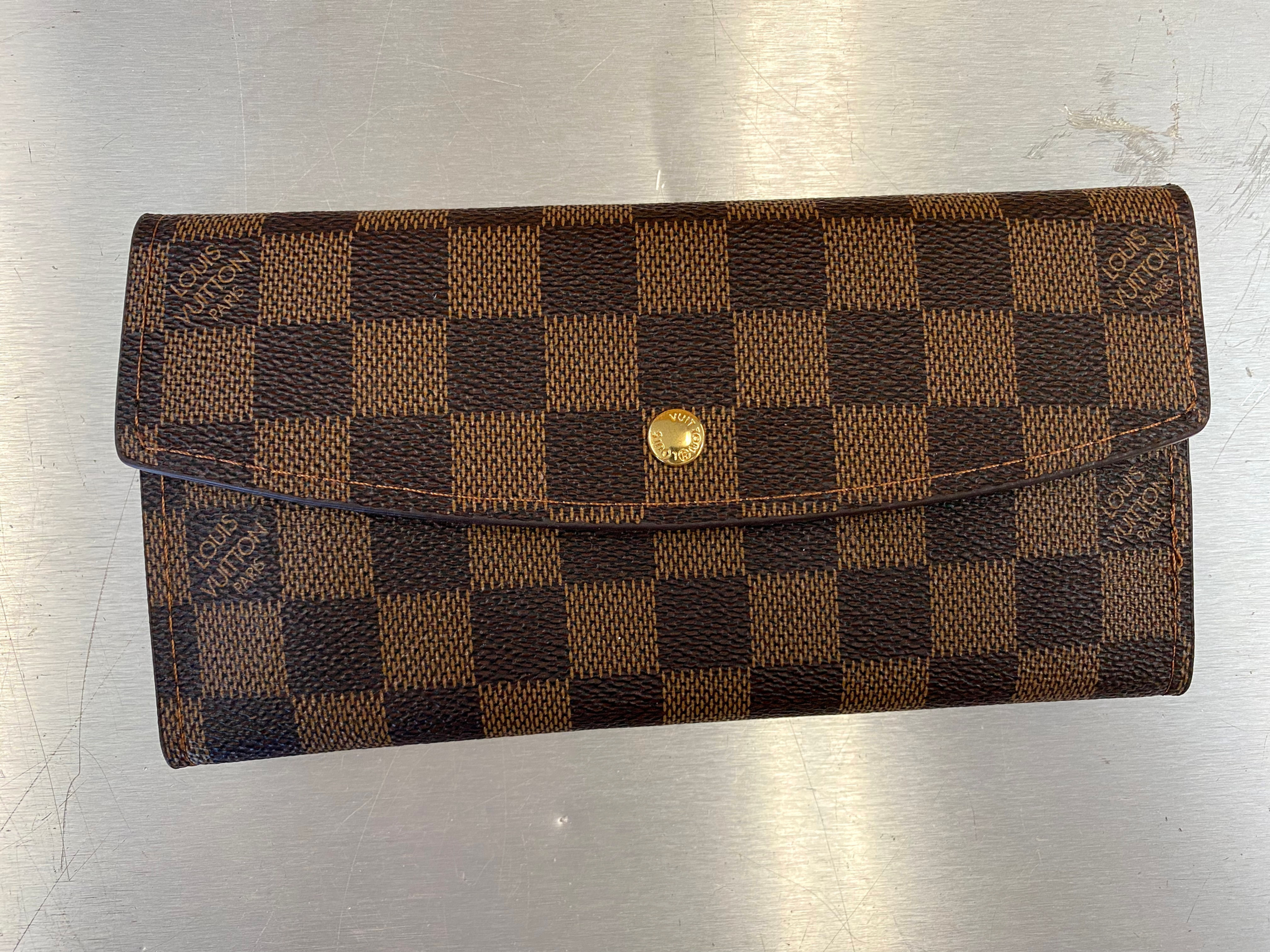 LV Checker Wallet