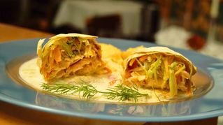 Lachsfilet im Strudel: Blätterteig vs. Strudelteig & die perfekte Rahmsauce (glutenfrei)