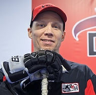 Dan-DestinationHockeyFace.jpg