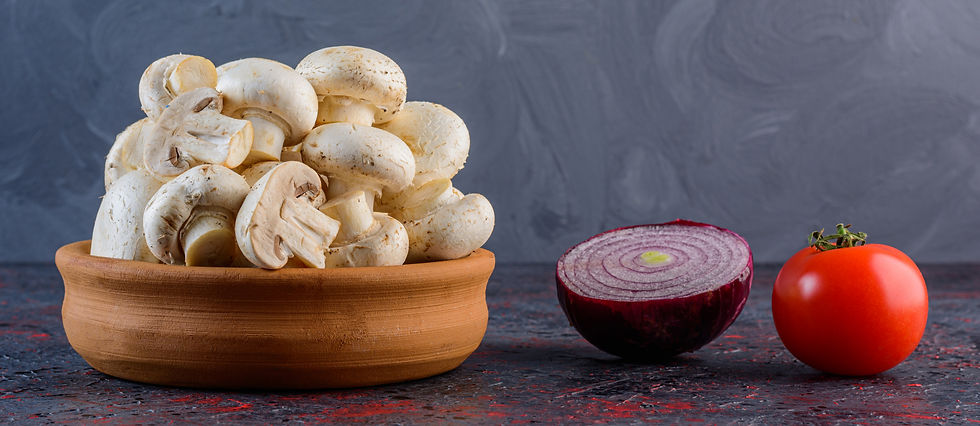 Champignon, oignon et tomate