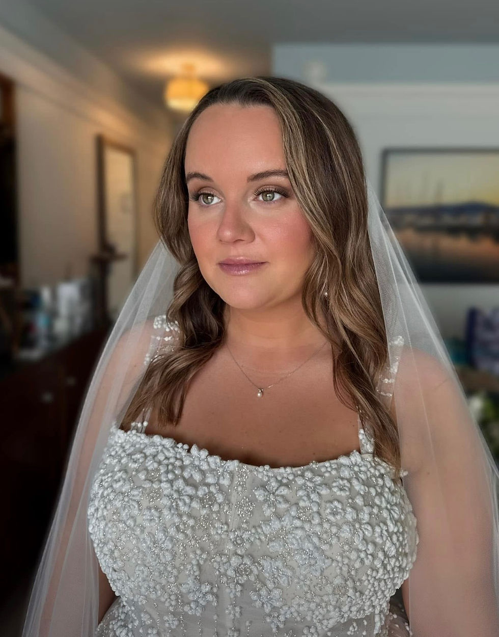 Bridal Getting Ready suite, hair and makeup by Halo Salon