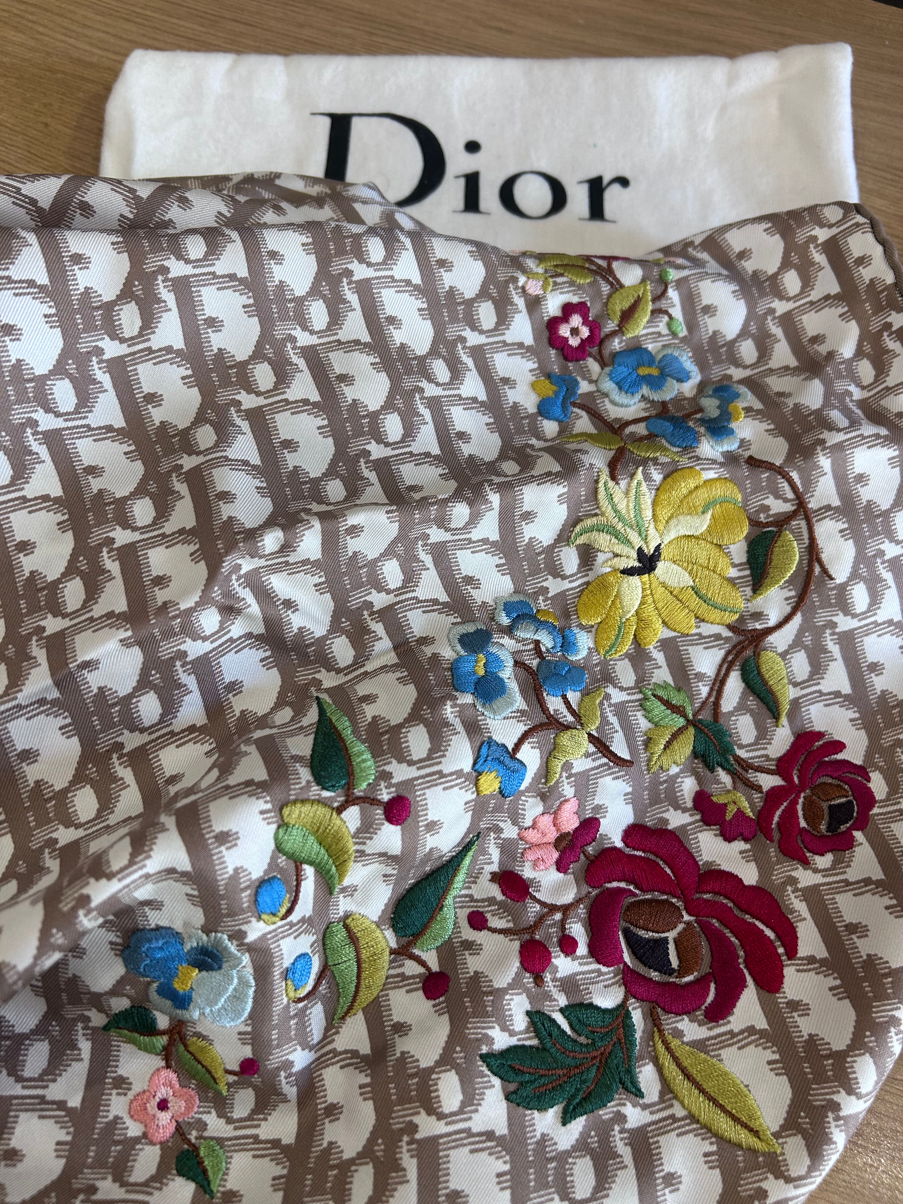 Foulard Dior