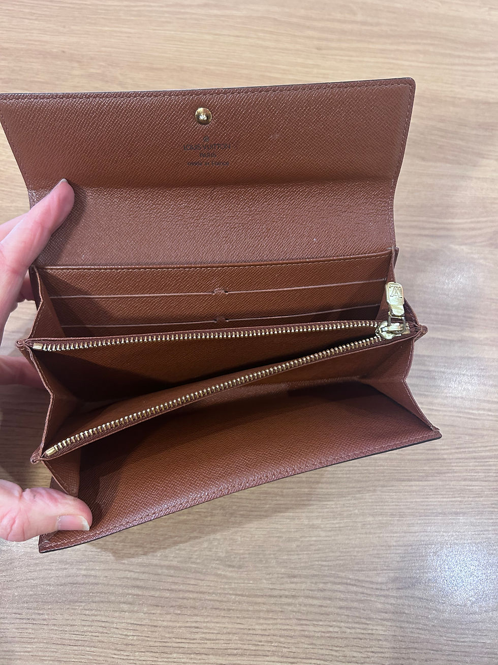 Thumbnail: Compagnon Louis Vuitton