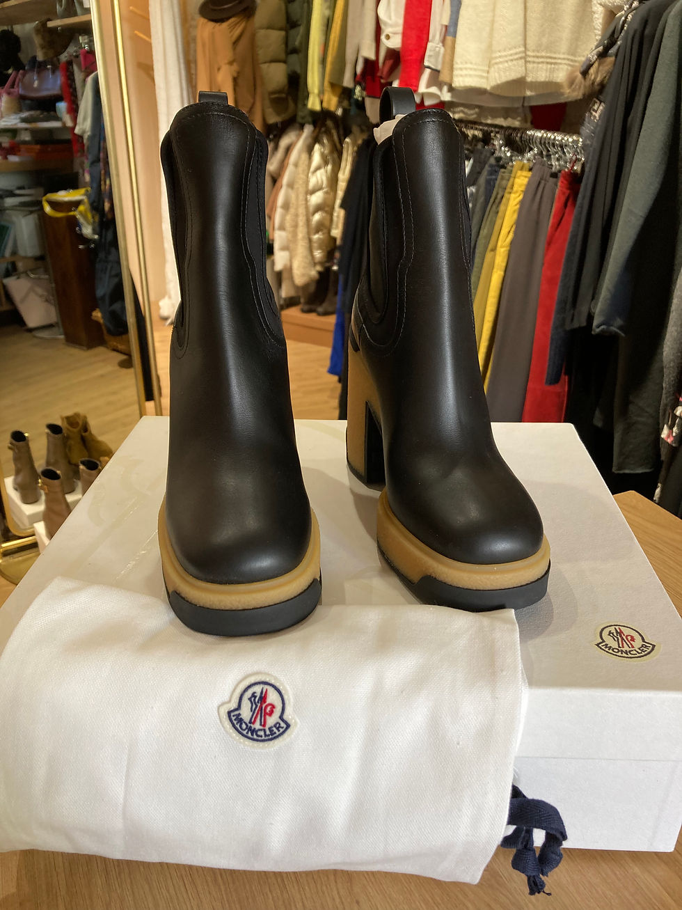 Miniature : Bottines Moncler T37,5