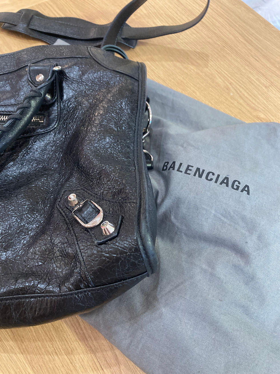 Thumbnail: Sac Balenciaga modèle City moyen