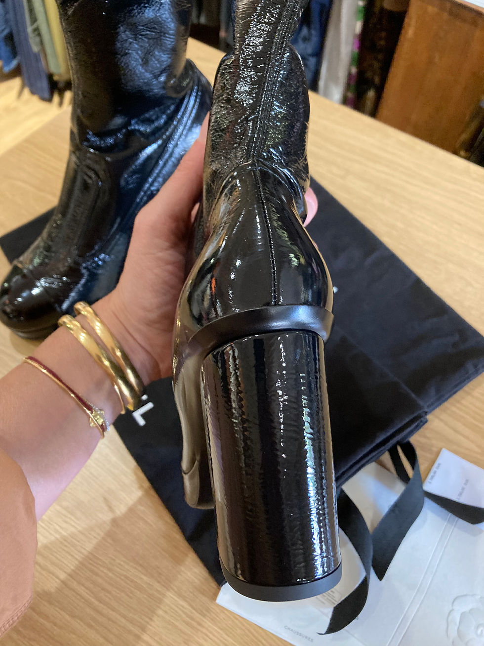 Thumbnail: Bottines Chanel T37