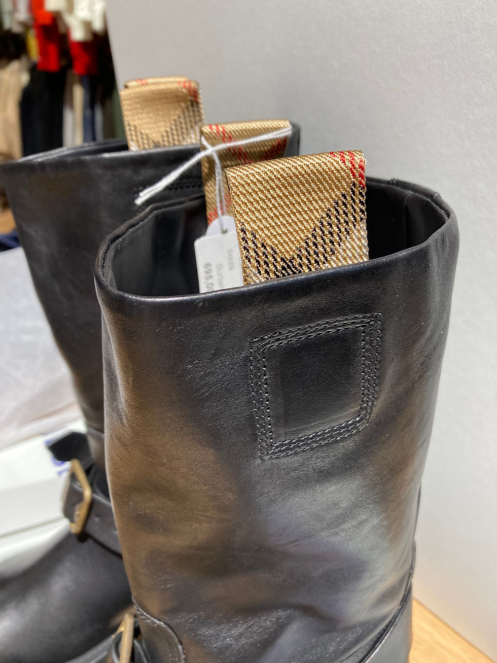 Miniature : Boots Burberry T38